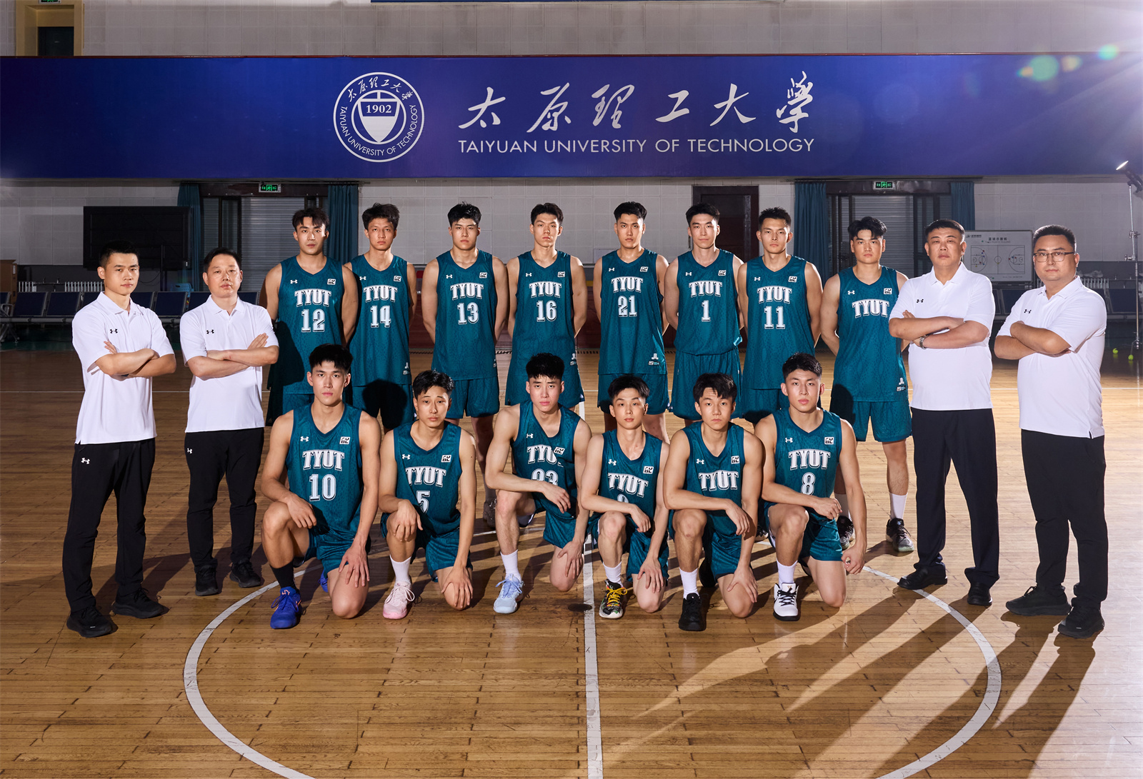 我校男子篮球队即将出征首届亚洲大...